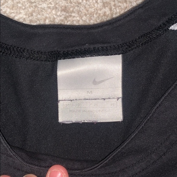 retro vintage Nike tee - Picture 2 of 2